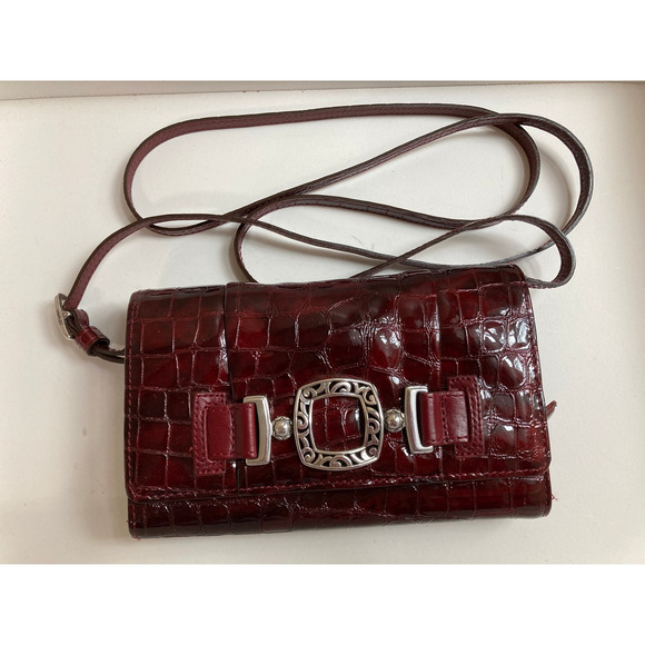 BRIGHTON WINE ANIMAL PRINT PATTON LEATHER CROSSBODY WALLET - Picture 1 of 15